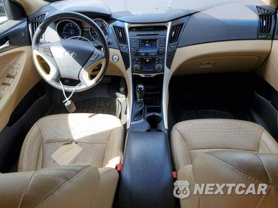 Zdjęcie 8 z 12 samochodu: 2014 HYUNDAI SONATA LIMITED VIN:5NPEC4AC4EH874245 - miniatura