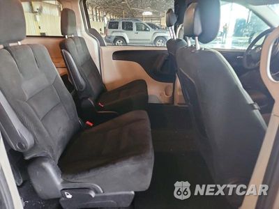 Zdjęcie 11 z 13 samochodu: 2015 DODGE GRAND CARAVAN SE VIN:2C4RDGBG2FR616599 - miniatura