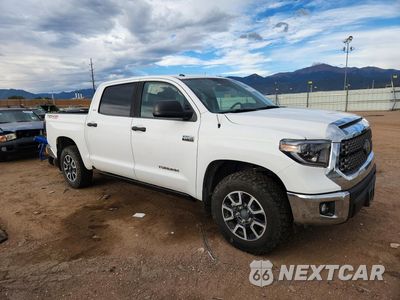 Czwarte zdjęcie samochodu z boku: 2019 TOYOTA TUNDRA SR5 VIN:5TFDY5F18KX846832 - miniatura