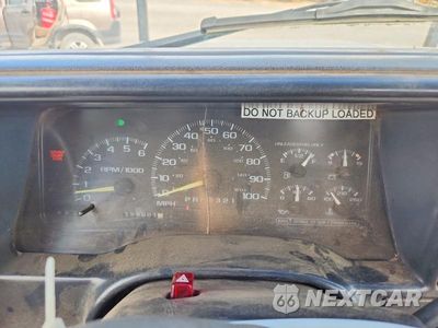 Zdjęcie 9 z 12 samochodu: 2001 CHEVROLET SILVERADO VIN:3GBKC34GX1M101798 - miniatura