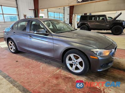 Czwarte zdjęcie samochodu z boku: 2015 BMW 328 XI SULEV VIN:WBA3B5C55FF963295 - miniatura