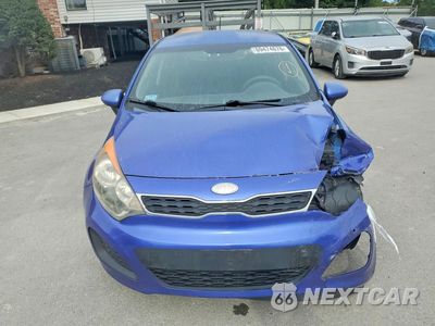 Piąte zdjęcie samochodu w środku: 2013 KIA RIO 5-DOOR EX VIN:KNADN5A39D6203753 - miniatura