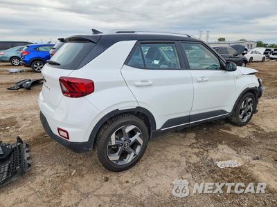 Trzecie zdjęcie samochodu z tyłu: 2022 HYUNDAI VENUE LIMITED VIN:KMHRC8A31NU132248 - miniatura