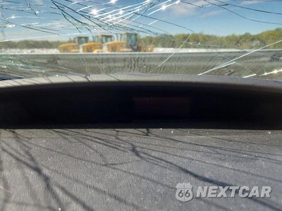Zdjęcie 9 z 12 samochodu: 2013 TOYOTA PRIUS THREE VIN:JTDKN3DU0D5601698 - miniatura