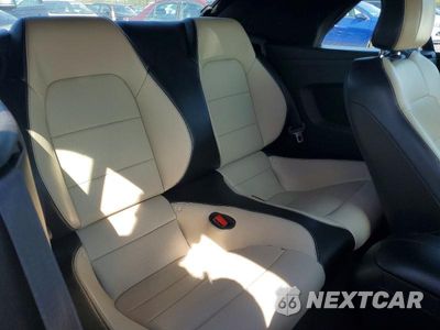 Zdjęcie 10 z 12 samochodu: 2017 FORD MUSTANG VIN:1FATP8UH2H5296019 - miniatura