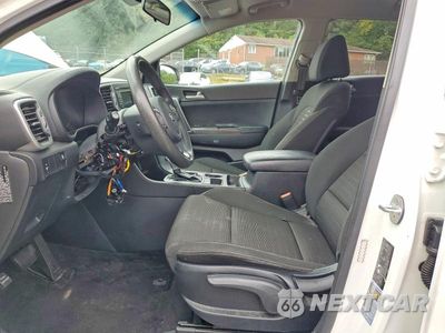 Zdjęcie 7 z 12 samochodu: 2018 KIA SPORTAGE LX VIN:KNDPMCAC9J7312260 - miniatura