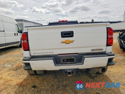 Zdjęcie 6 z 12 samochodu: 2016 CHEVROLET SILVERADO K3500 HIGH COUNTRY VIN:1GC4K1E81GF145460 - miniatura