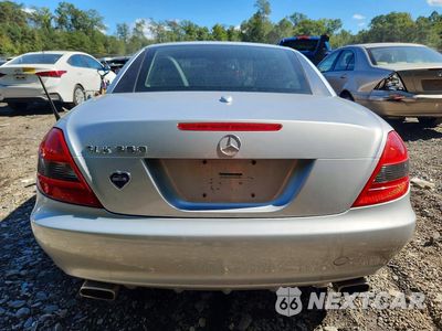 Zdjęcie 6 z 12 samochodu: 2010 MERCEDES-BENZ SLK 350 VIN:WDBWK5JA1AF230989 - miniatura