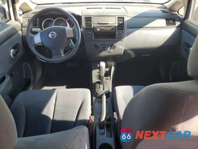 Zdjęcie 8 z 12 samochodu: 2009 NISSAN VERSA 1.6 BASE VIN:3N1CC11E49L451178 - miniatura