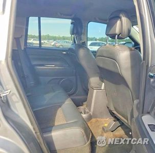 Zdjęcie 10 z 13 samochodu: 2015 JEEP COMPASS LATITUDE VIN:1C4NJCEB8FD139017 - miniatura