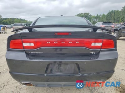 Zdjęcie 6 z 12 samochodu: 2011 DODGE CHARGER R/T VIN:2B3CL5CT0BH552153 - miniatura