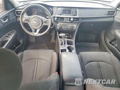 Zdjęcie 8 z 12 samochodu: 2016 KIA OPTIMA LX VIN:KNAGT4L32G5073254 - miniatura