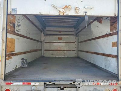 Zdjęcie 10 z 13 samochodu: 2007 FORD E450 BOX TRUCK VIN:1FDXE45S87DA24207 - miniatura