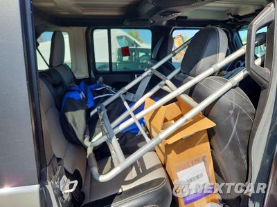 Zdjęcie 10 z 12 samochodu: 2019 JEEP WRANGLER UNLIMITED SPORT VIN:1C4HJXDG2KW510740 - miniatura