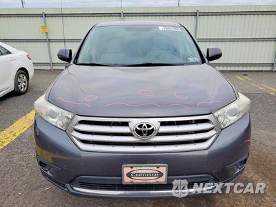 Piąte zdjęcie samochodu w środku: 2012 TOYOTA HIGHLANDER BASE VIN:5TDBK3EH0CS148878 - miniatura