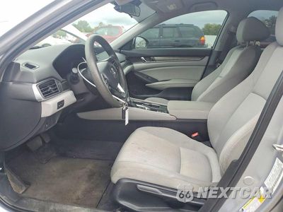 Zdjęcie 7 z 12 samochodu: 2020 HONDA ACCORD LX VIN:1HGCV1F13LA035197 - miniatura