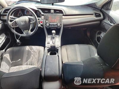 Zdjęcie 8 z 12 samochodu: 2019 HONDA CIVIC EX VIN:19XFC1F34KE209146 - miniatura