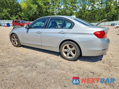 Drugie zdjęcie samochodu z przodu: 2013 BMW 328 I VIN:WBA3A5C55DF359052 - miniatura