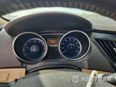 Zdjęcie 9 z 12 samochodu: 2014 HYUNDAI SONATA LIMITED VIN:5NPEC4AC4EH887822 - miniatura