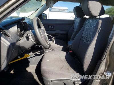 Zdjęcie 7 z 12 samochodu: 2010 KIA SOUL + VIN:KNDJT2A28A7140961 - miniatura