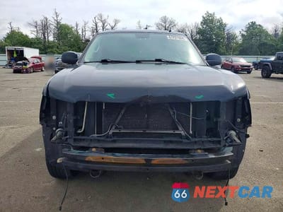 Piąte zdjęcie samochodu w środku: 2013 CHEVROLET SUBURBAN K1500 LT VIN:1GNSKJE77DR231193 - miniatura