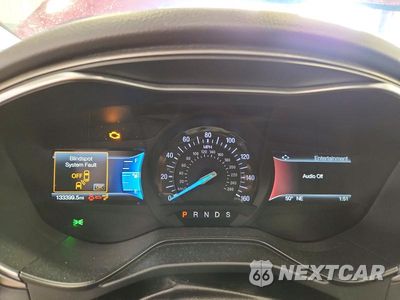 Zdjęcie 9 z 13 samochodu: 2019 FORD FUSION SE VIN:3FA6P0HD5KR165001 - miniatura