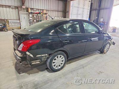 Trzecie zdjęcie samochodu z tyłu: 2017 NISSAN VERSA 1.6 S PLUS VIN:3N1CN7AP8HL846722 - miniatura