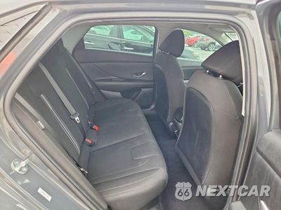 Zdjęcie 10 z 12 samochodu: 2024 HYUNDAI ELANTRA BLUE VIN:KMHLM4DJ8RU098191 - miniatura