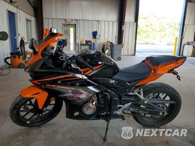 Trzecie zdjęcie samochodu z tyłu: 2017 HONDA CBR500 R VIN:MLHPC4467H5400810 - miniatura