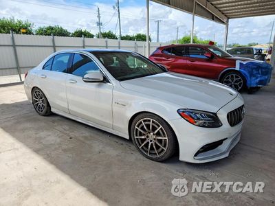 Czwarte zdjęcie samochodu z boku: 2020 MERCEDES-BENZ C 63 AMG VIN:55SWF8GB3LU332825 - miniatura