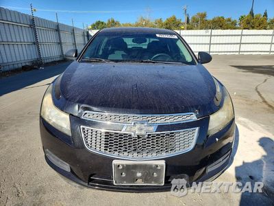 Piąte zdjęcie samochodu w środku: 2013 CHEVROLET CRUZE LS VIN:1G1PA5SG9D7329143 - miniatura