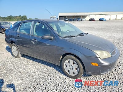 Czwarte zdjęcie samochodu z boku: 2007 FORD FOCUS ZX4 VIN:1FAFP34N87W261628 - miniatura