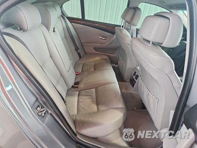 Zdjęcie 10 z 12 samochodu: 2009 BMW 528 I VIN:WBANU53519C117870 - miniatura