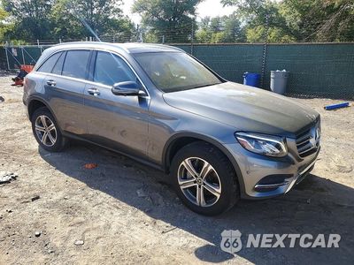 Czwarte zdjęcie samochodu z boku: 2018 MERCEDES-BENZ GLC 300 4MATIC VIN:WDC0G4KB1JV023111 - miniatura