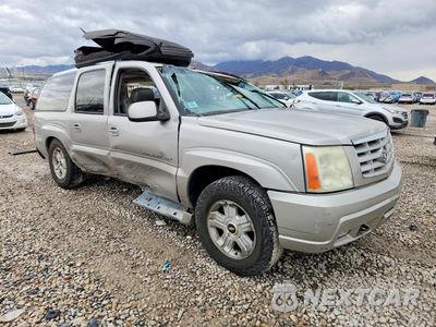 Czwarte zdjęcie samochodu z boku: 2004 CADILLAC ESCALADE ESV VIN:3GYFK66N54G326964 - miniatura