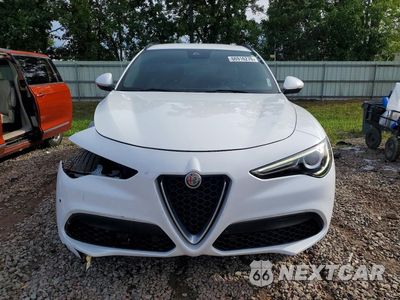 Piąte zdjęcie samochodu w środku: 2019 ALFA ROMEO STELVIO TI VIN:ZASPAKBN7K7C29566 - miniatura