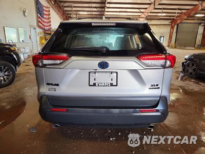 Zdjęcie 6 z 13 samochodu: 2021 TOYOTA RAV4 XLE VIN:4T3RWRFV9MU048935 - miniatura