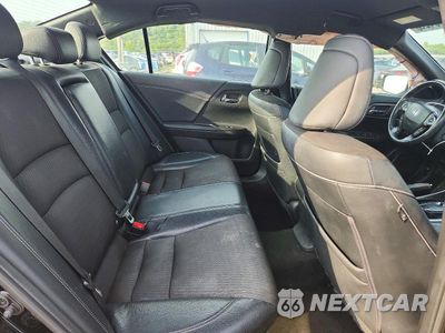 Zdjęcie 10 z 12 samochodu: 2017 HONDA ACCORD SPORT VIN:1HGCR2F60HA007418 - miniatura