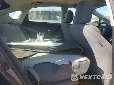 Zdjęcie 10 z 12 samochodu: 2015 TOYOTA PRIUS TWO VIN:JTDKN3DU4F0464779 - miniatura