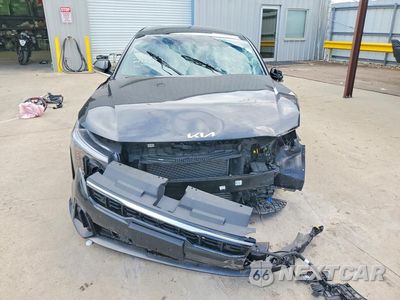 Piąte zdjęcie samochodu w środku: 2025 KIA K4 GT-LINE TURBO VIN:3KPFW4DC1SE126379 - miniatura