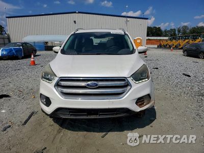 Piąte zdjęcie samochodu w środku: 2017 FORD ESCAPE TITANIUM VIN:1FMCU0JD7HUB96277 - miniatura