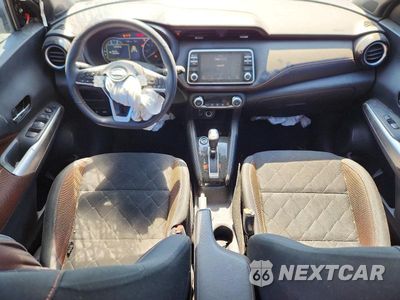 Zdjęcie 8 z 12 samochodu: 2020 NISSAN KICKS SR VIN:3N1CP5DV4LL516609 - miniatura