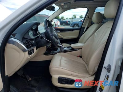 Zdjęcie 7 z 13 samochodu: 2016 BMW X5 XDRIVE35I VIN:5UXKR0C59G0S90902 - miniatura