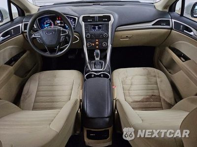 Zdjęcie 8 z 12 samochodu: 2016 FORD FUSION SE VIN:3FA6P0H70GR139438 - miniatura