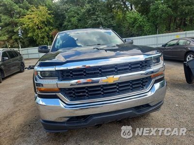 Piąte zdjęcie samochodu w środku: 2018 CHEVROLET SILVERADO K1500 LT VIN:1GCVKREH2JZ295537 - miniatura