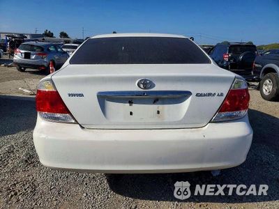 Zdjęcie 6 z 13 samochodu: 2005 TOYOTA CAMRY LE VIN:4T1BE32KX5U534094 - miniatura