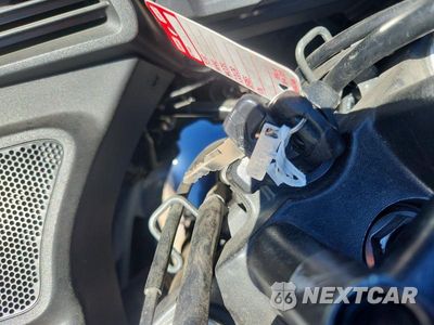Zdjęcie 8 z 9 samochodu: 2015 HONDA CTX700 D VIN:JH2RC6948FK100391 - miniatura