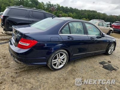 Trzecie zdjęcie samochodu z tyłu: 2014 MERCEDES-BENZ C 300 4MATIC VIN:WDDGF8AB7ER314314 - miniatura
