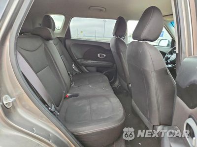Zdjęcie 10 z 12 samochodu: 2016 KIA SOUL BASE VIN:KNDJN2A26G7299433 - miniatura