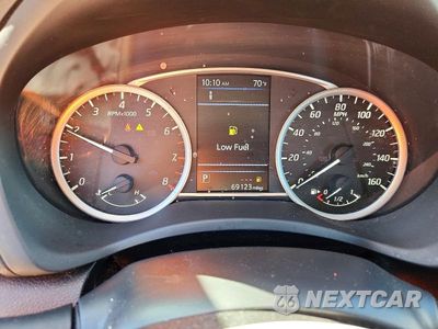 Zdjęcie 9 z 12 samochodu: 2019 NISSAN SENTRA SV VIN:3N1AB7AP2KY298873 - miniatura